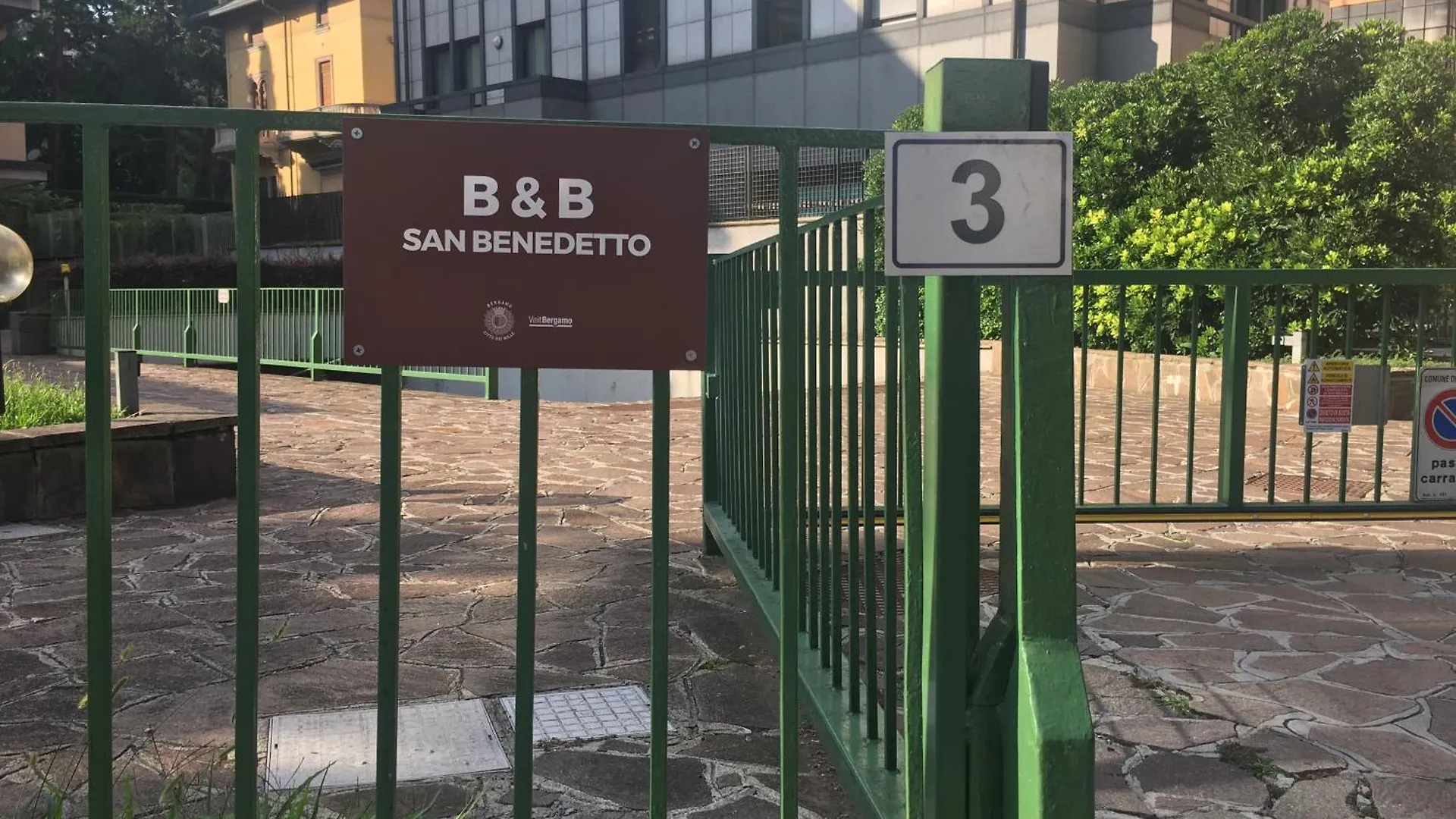 B&B San Benedetto Μπέργκαμο